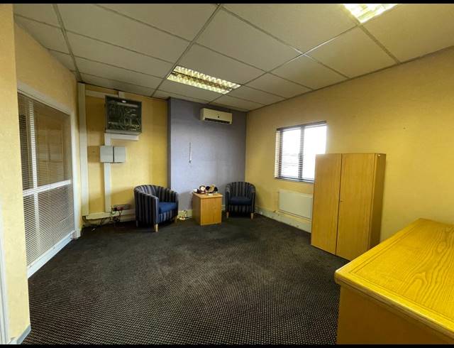 241M² OFFICE TO LET IN RIVONIA